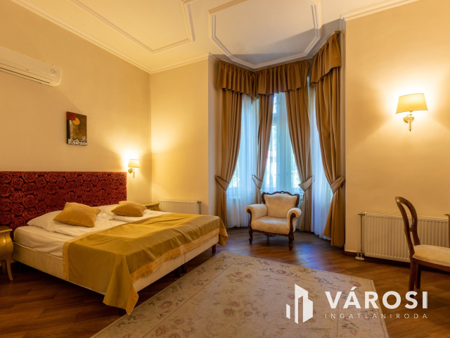 Jókai Villa Hotel eladó