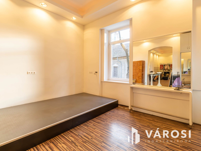 Polgári jellegű magánház Szeged belvárosában