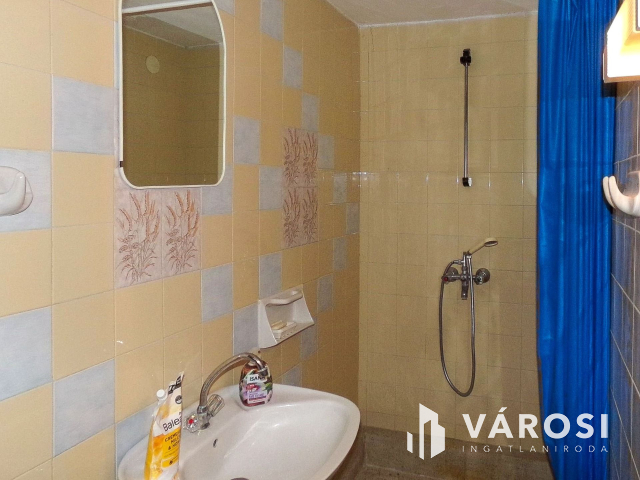 Apartmanház vagy kétgenerációs otthon?