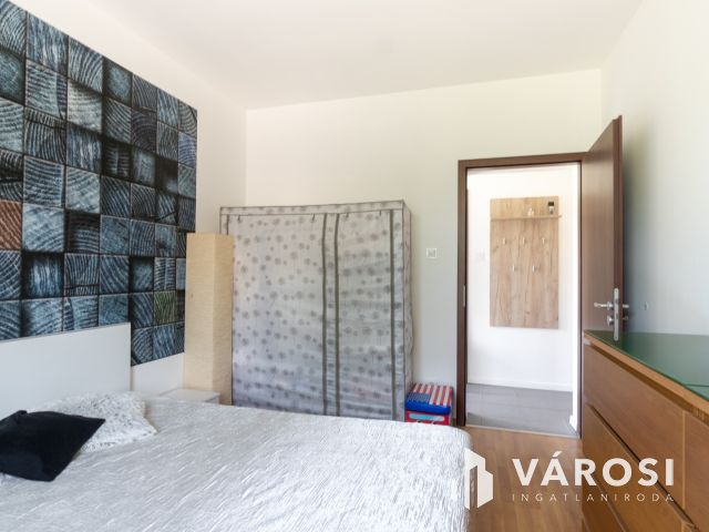 Két ingatlan egy telken, különleges lehetőség