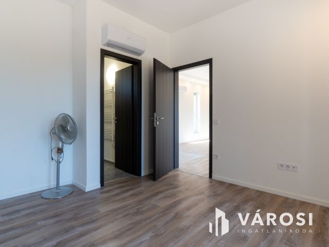 Gyönyörű lakás Siófok új építésű lakóparkjában