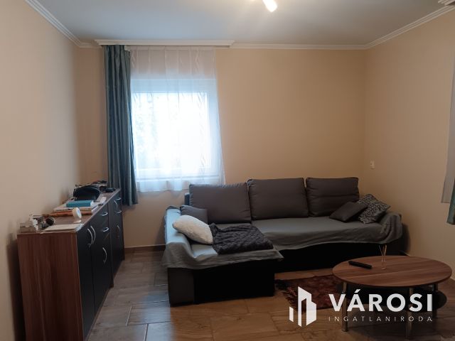 Felújitott családi ház Dömsödön Pest megyében eladó!