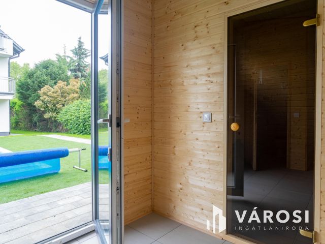 Panorámás luxus lakás Balatonföldváron