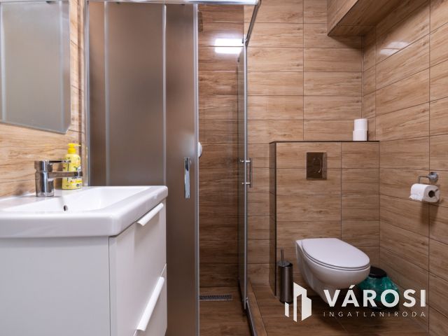 Kiváló befektetés közel  a Petőfi sétányhoz