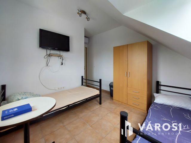 Eladó apartmanház – munkásszállás - nyaralóház