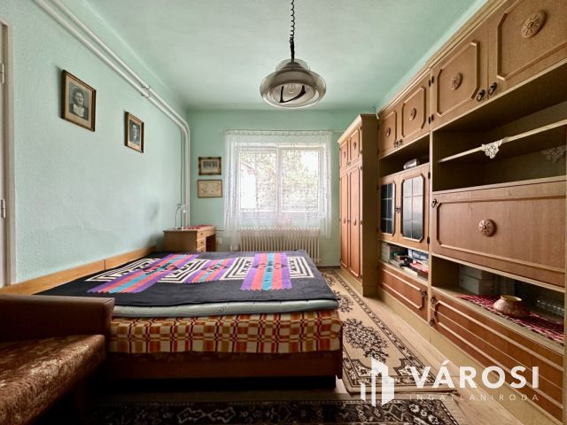 Kiváló adottságú, 3 szobás ikerház eladó!