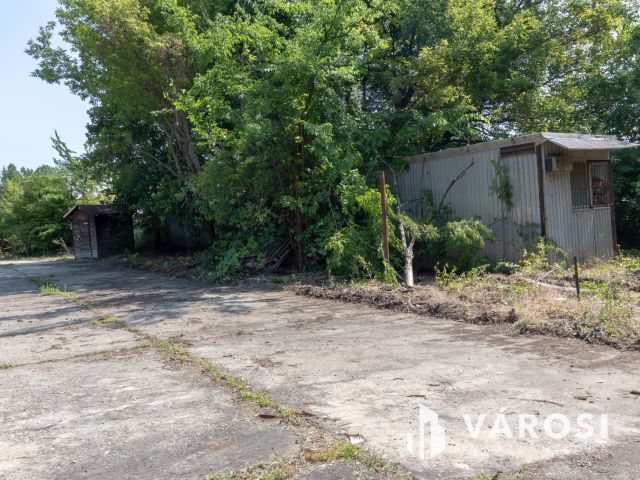 Ipari-logisztikai célokra alkalmas, 3498 m2-es telek, 15.ker