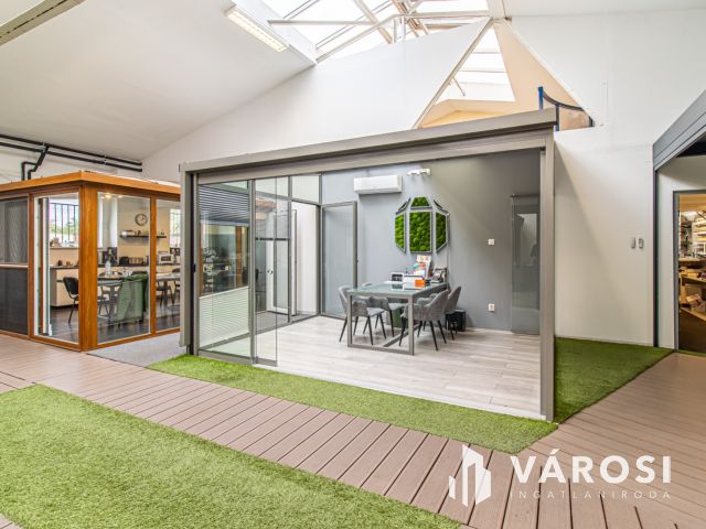 Eladó 1000m² telephely, iroda, műhely Csepel Gyártelepen