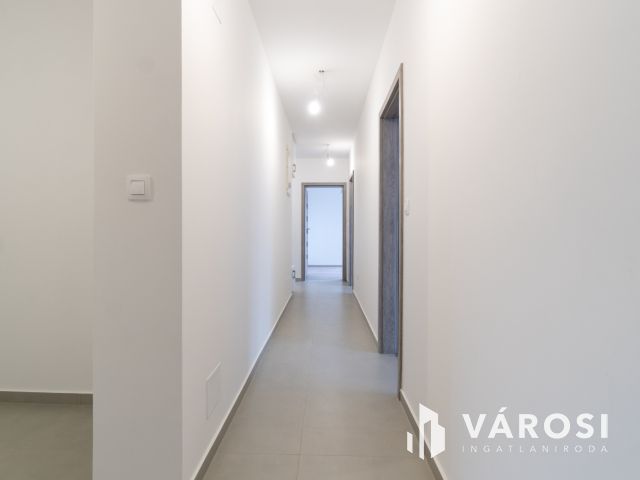 Új építésű penthouse a belváros szívében