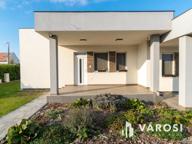 Egyedülálló lehetőség Ságváron