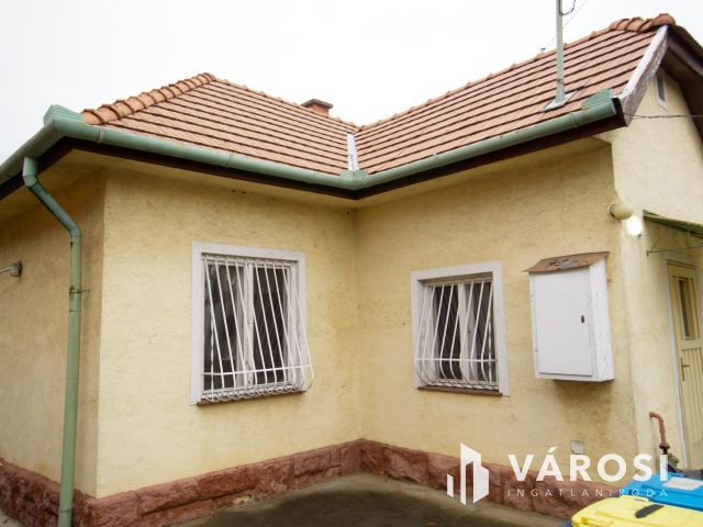 Azonnal költözhető önálló családi ház eladó