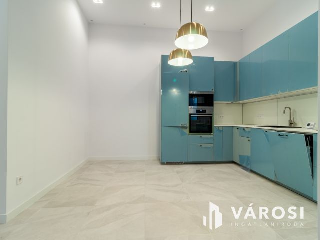 Eladó 3 szobás, prémium minőségben felújított lakás