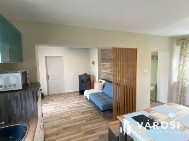 Felújított sorházi lakás Gicen