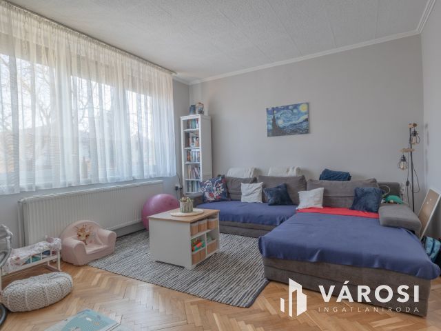 Algyői 4 szobás ikerház