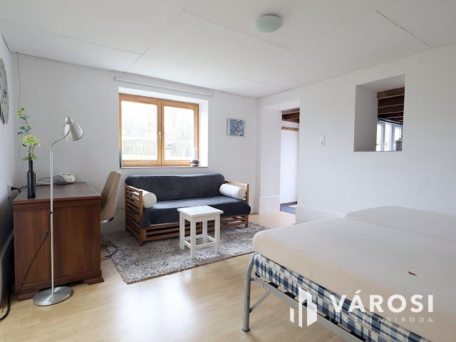 Teljes körűen felújított parasztház eladó Bodonyban