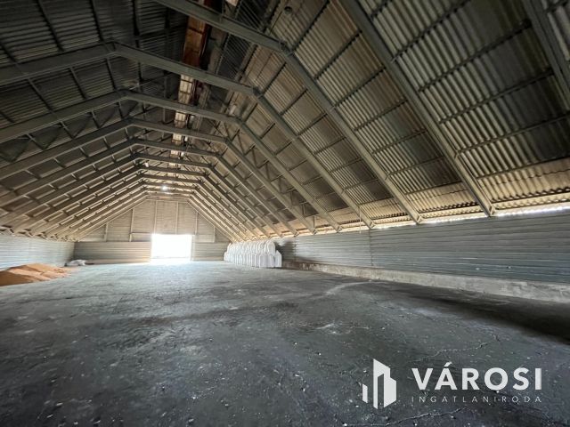 Rendkívül Jó Helyen, Debreceni Telephely Csarnokokkal!!!