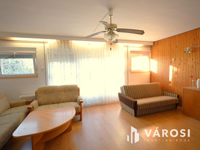 Otthon, ahol a tér és a csend talákozik