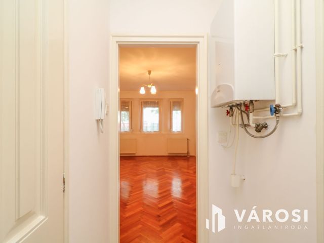 Kiadó garzon lakás Békéscsaba belvárosában