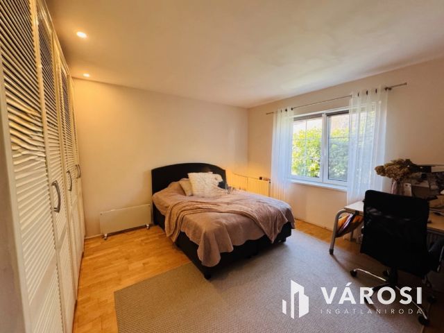 Stílusos, több funkciós családi ház Győrszentivánon