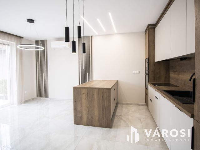 Prémium minőségű ikerház a belvárosban