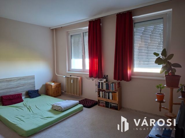 Eladó 42 m²-es lakás Veszprémben